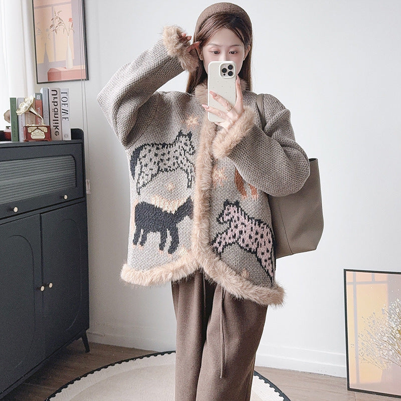 Pull ample à col V et motif fantaisie